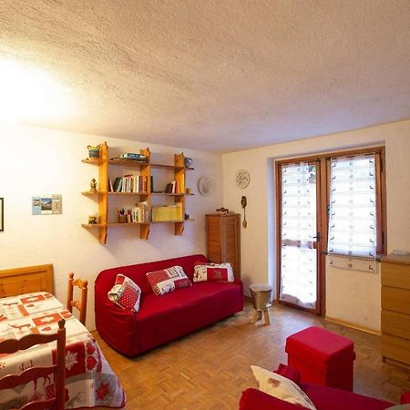 Ferienwohnung Joivy Flat For 6, In The Historic Town Pré-Saint-Didier Exterior foto